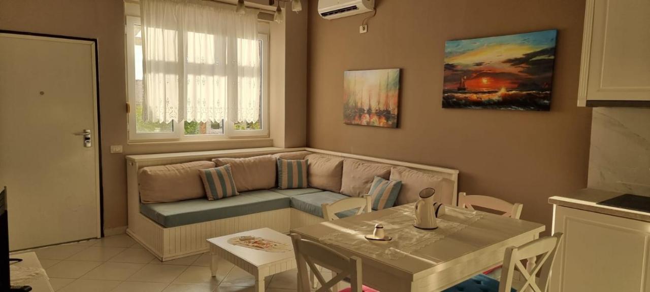 Vila 15 Bougainville Sarande Ngoại thất bức ảnh